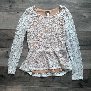 Lace, long sleeve top
